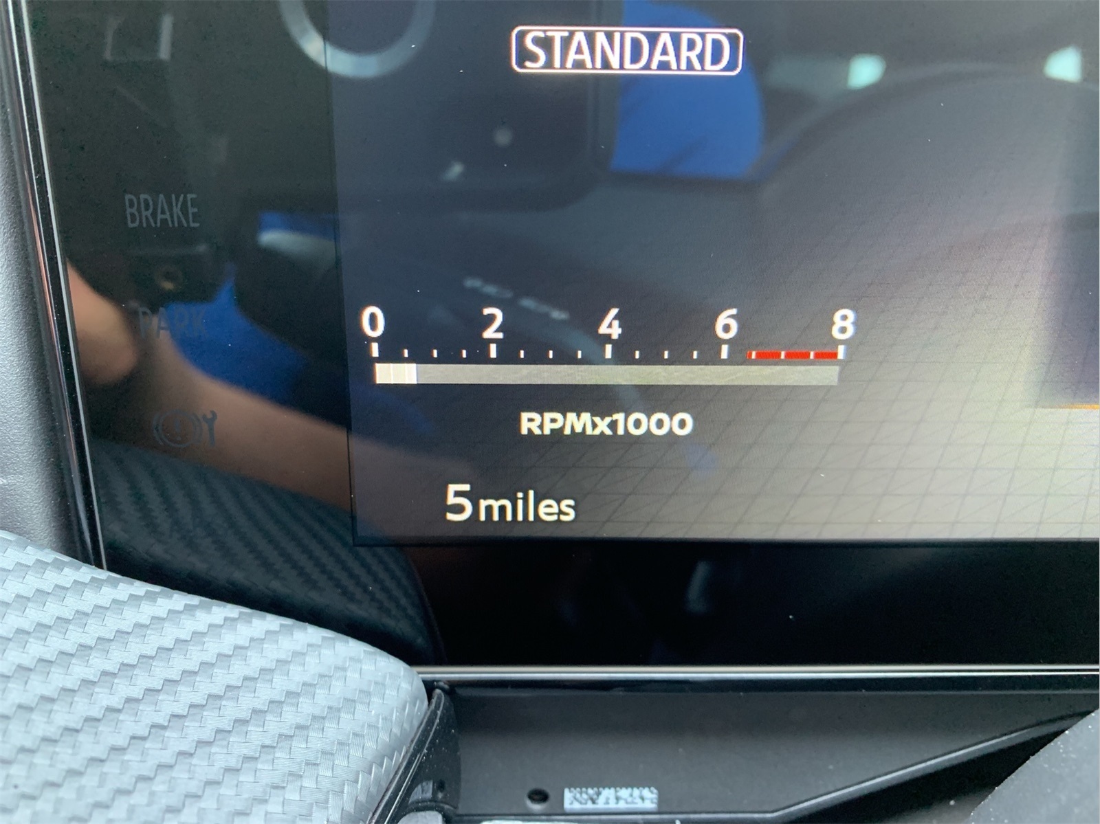 2025 Nissan Kicks SR photo 14