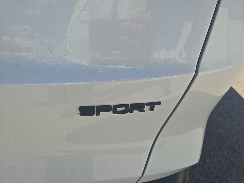2025 Honda CR-V Hybrid Sport-L photo 4