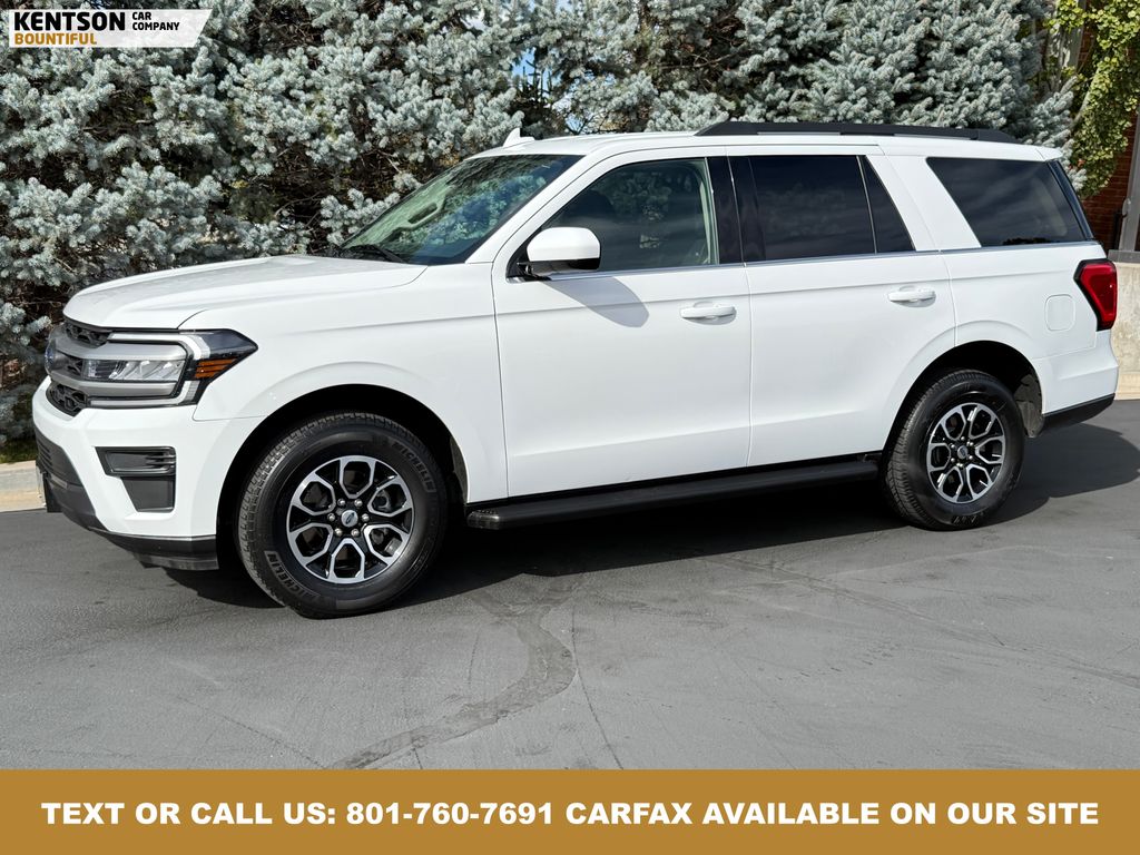 2024 Ford Expedition XLT's photo