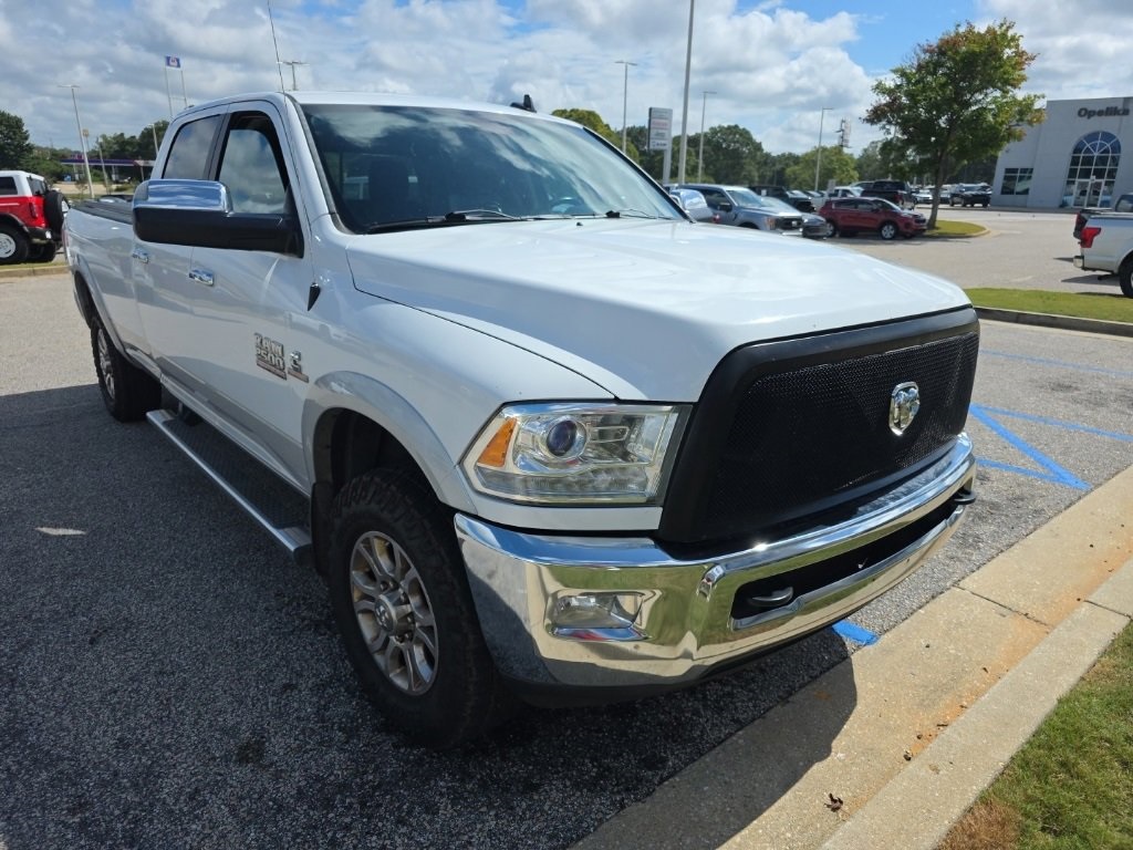 2015 Ram 2500 Laramie photo 2