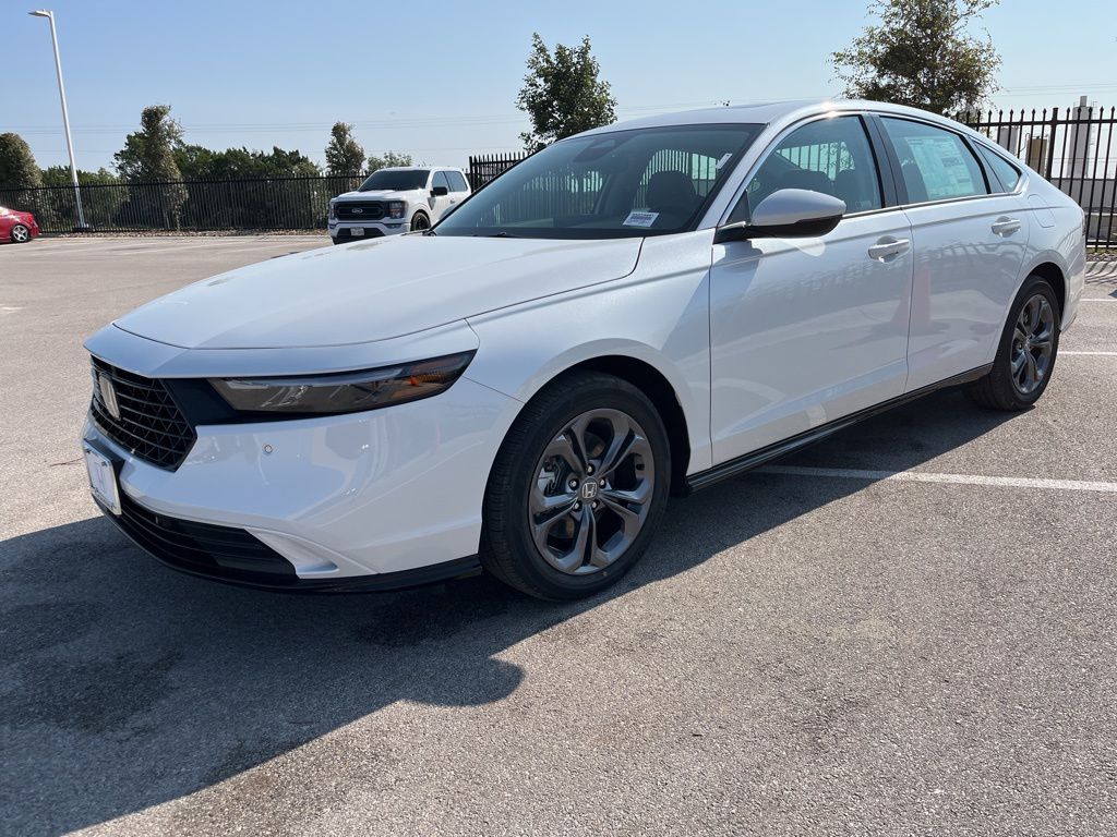 2025 Honda Accord Hybrid EX-L's photo
