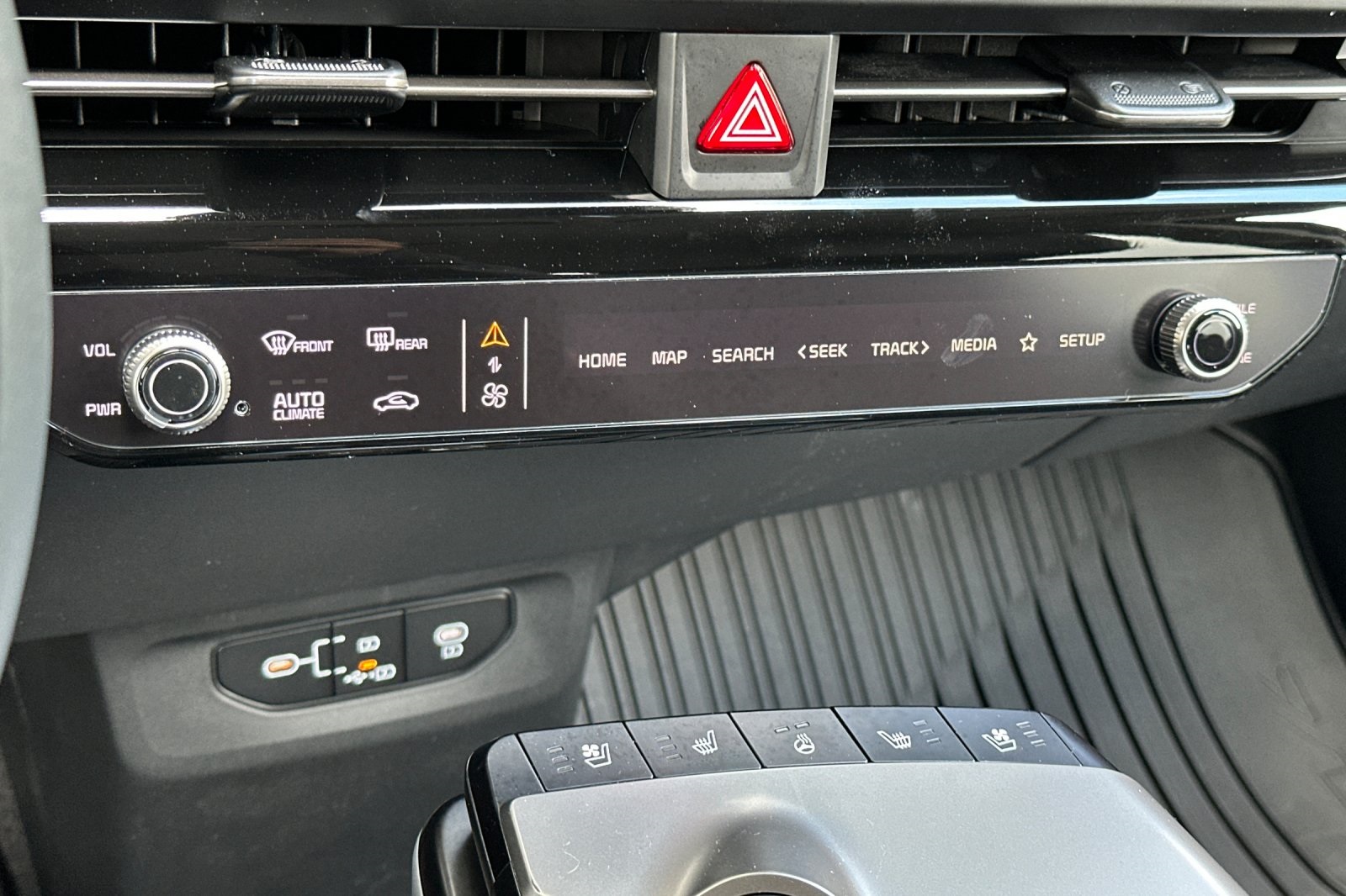 2025 Kia EV6 Light Wind photo 17