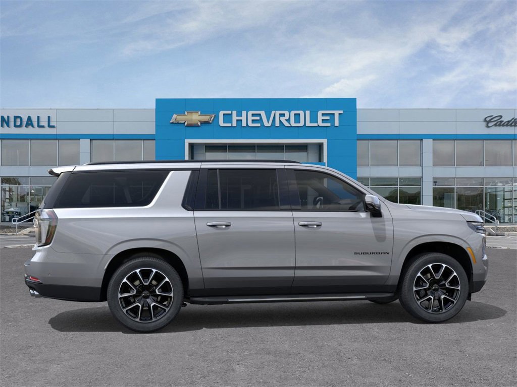 2026 Chevrolet Suburban RST photo 5