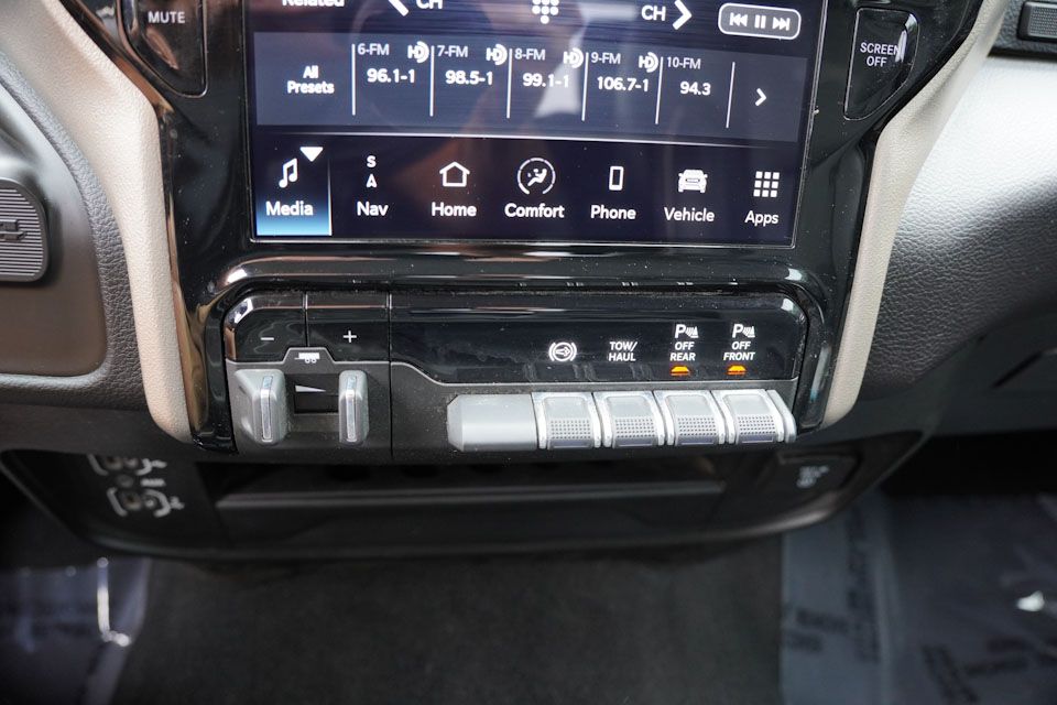 2024 Ram 2500 Laramie photo 26