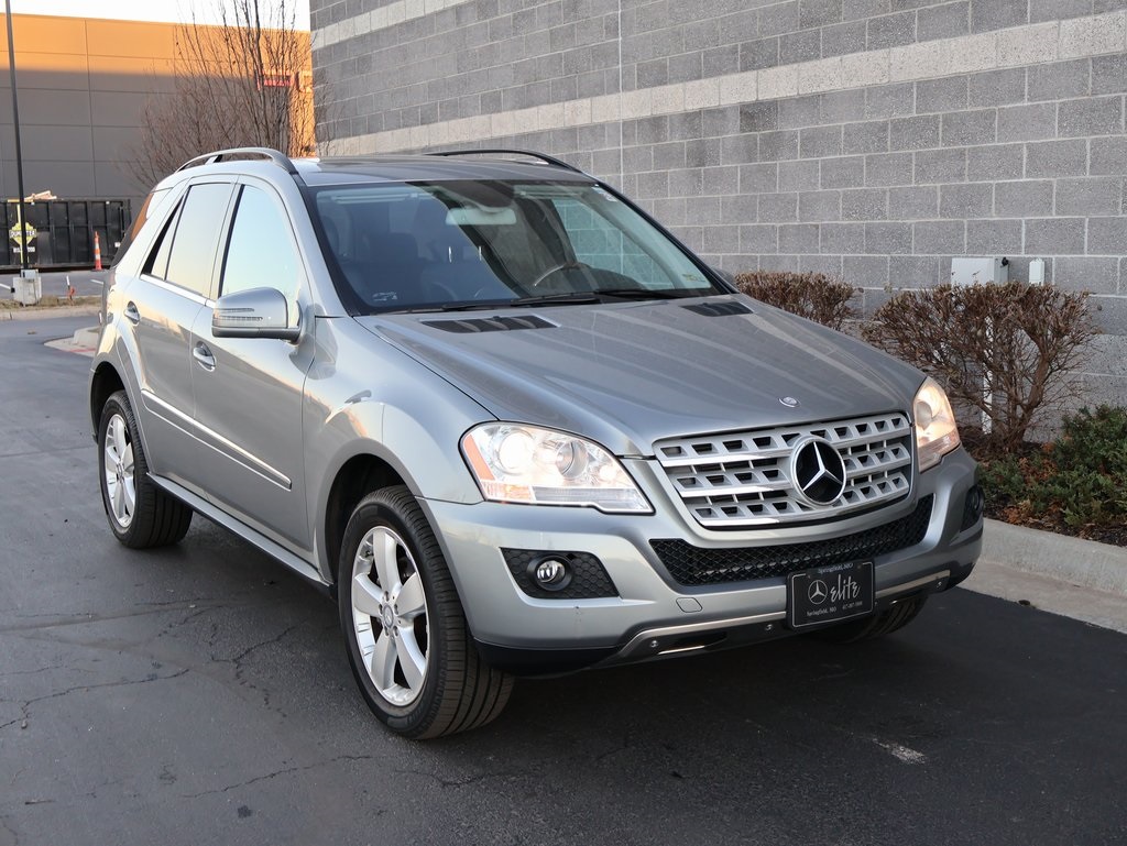 2011 Mercedes-Benz M-Class ML350's photo