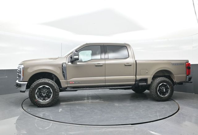 2026 Ford F-250 Lariat photo 4