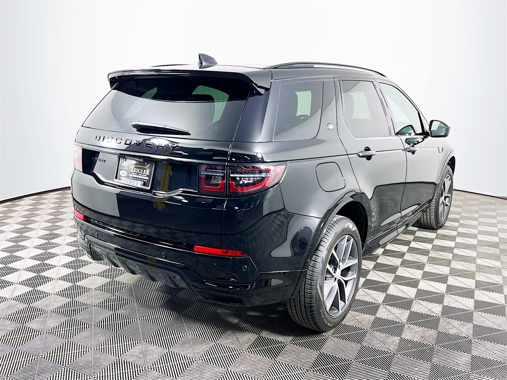 2025 Land Rover Discovery Sport Dynamic SE photo 4
