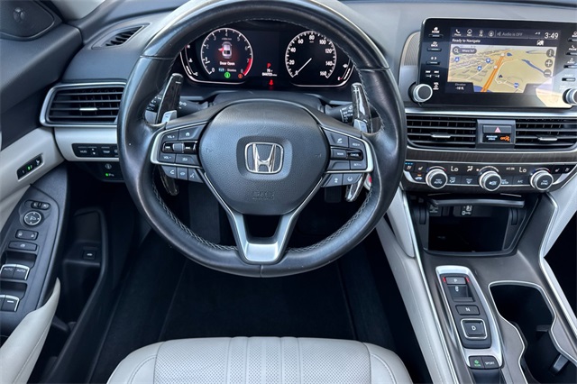 2020 Honda Accord Touring 2.0T photo 16