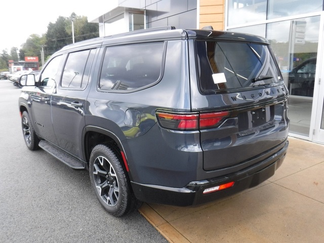 2025 Jeep Wagoneer Overland photo 11