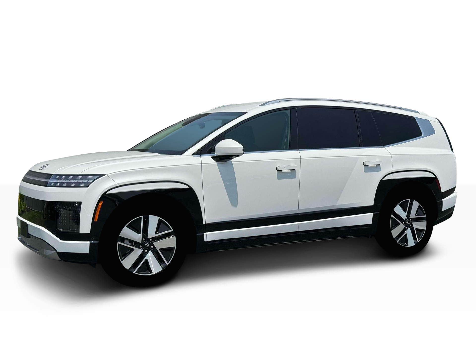 2026 Hyundai Ioniq SEL photo 2