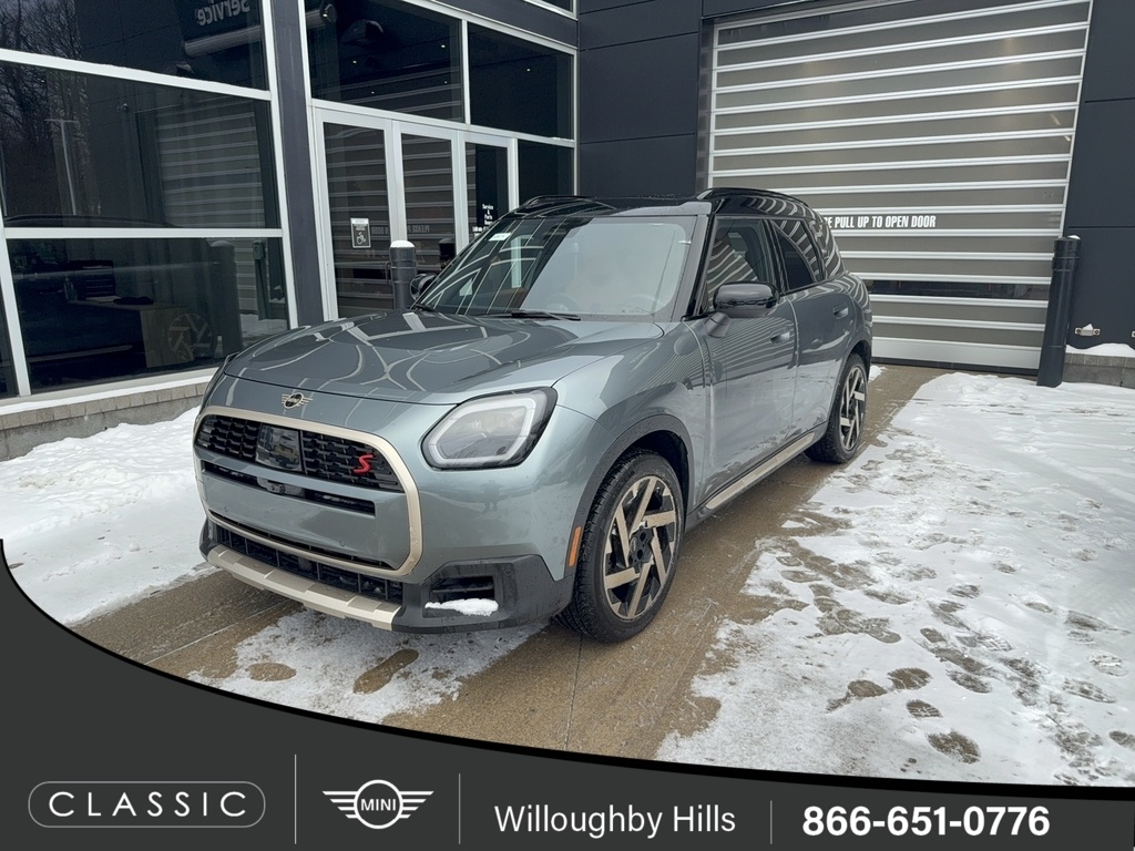 2025 MINI Countryman S's photo