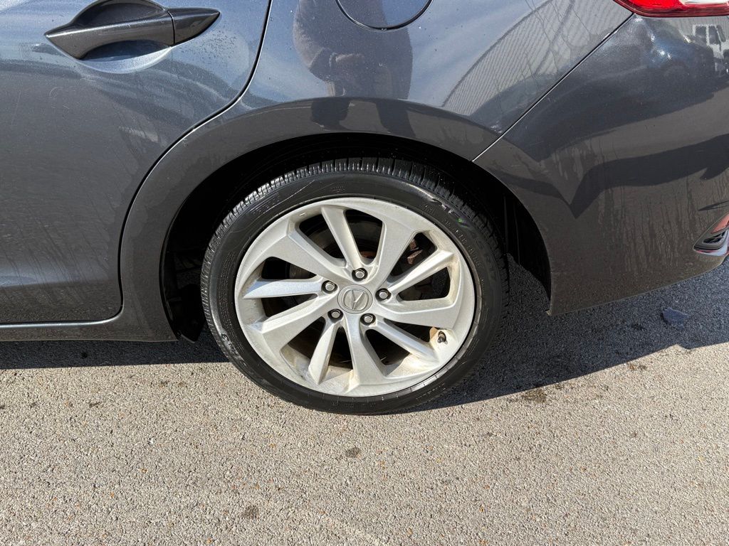 2016 Acura ILX Base Plus photo 4