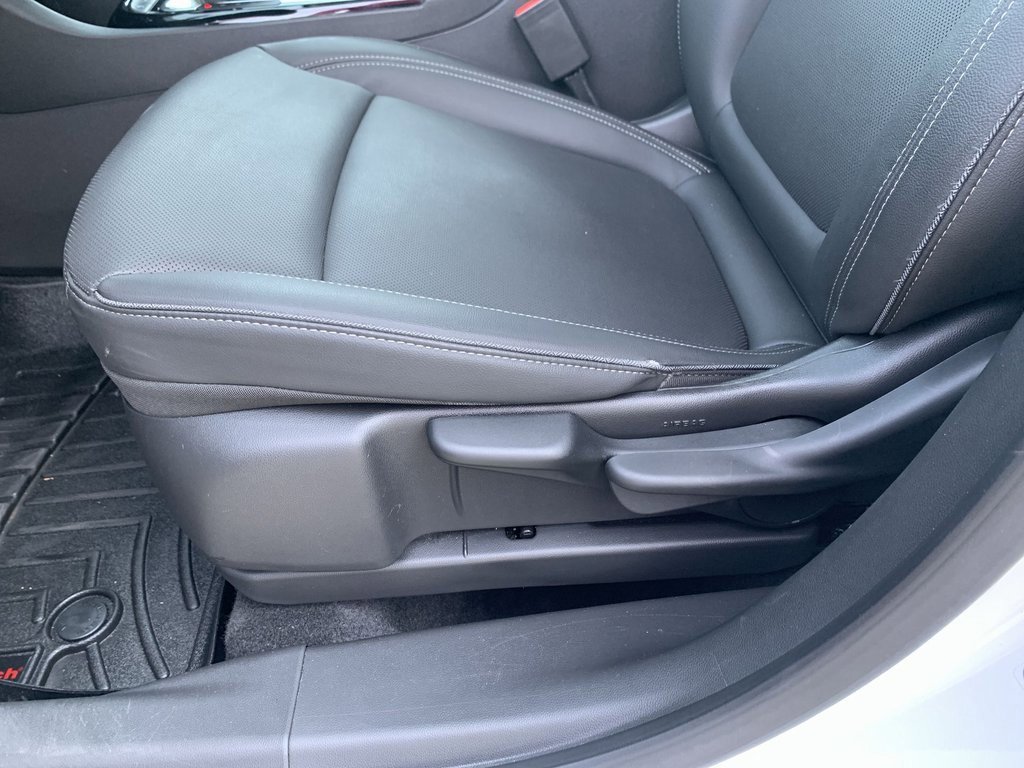 2024 Buick Encore GX Sport Touring photo 5