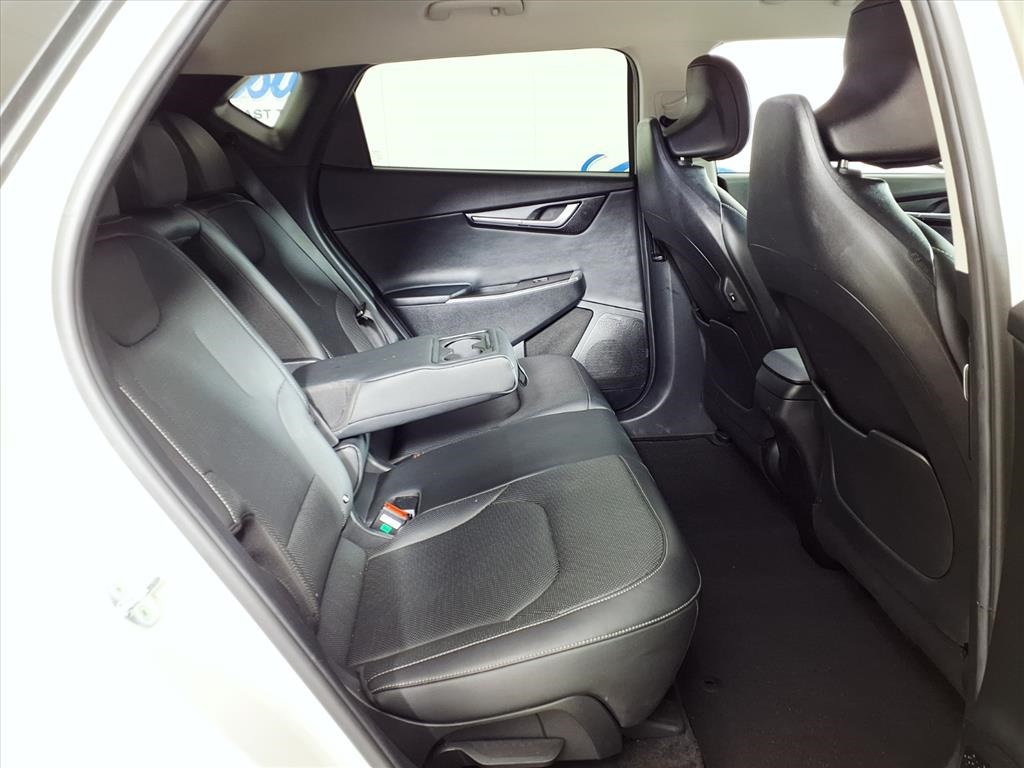 2022 Kia EV6 Wind photo 10