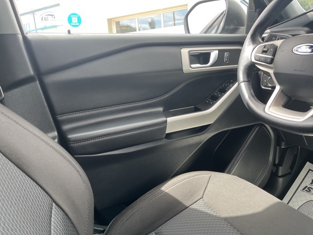 2022 Ford Explorer XLT photo 28