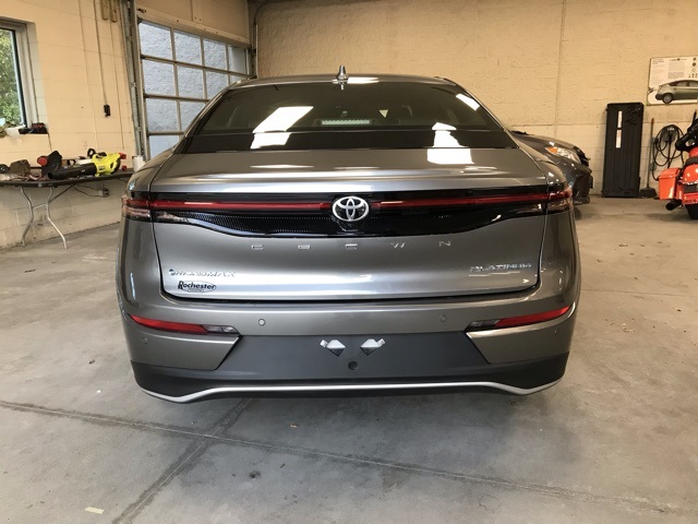 2024 Toyota Crown Platinum photo 4