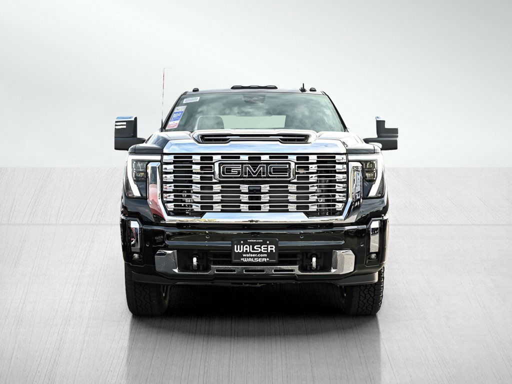 2026 Gmc Sierra 3500 HD Denali photo 2