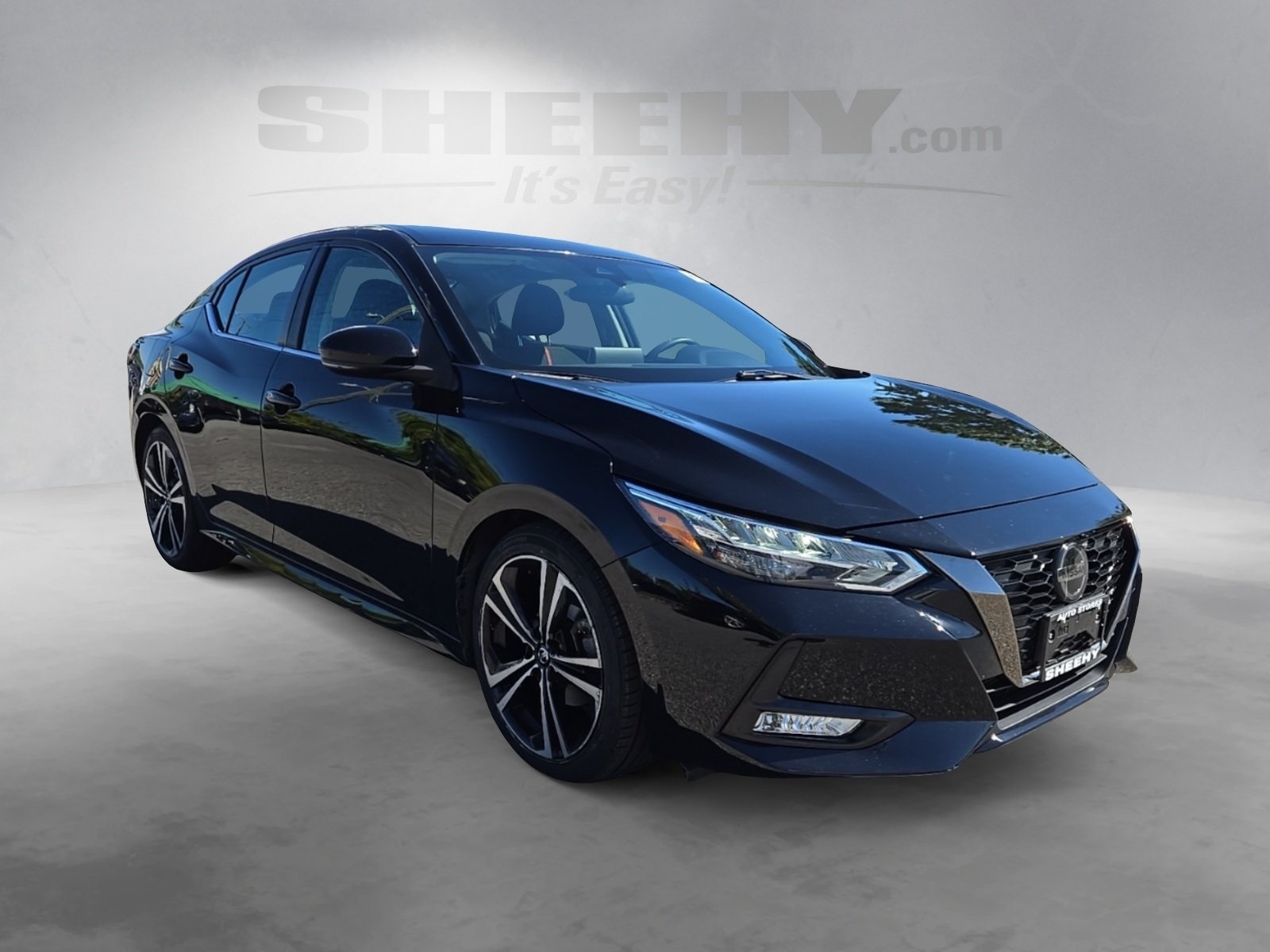 2020 Nissan Sentra SR photo 2