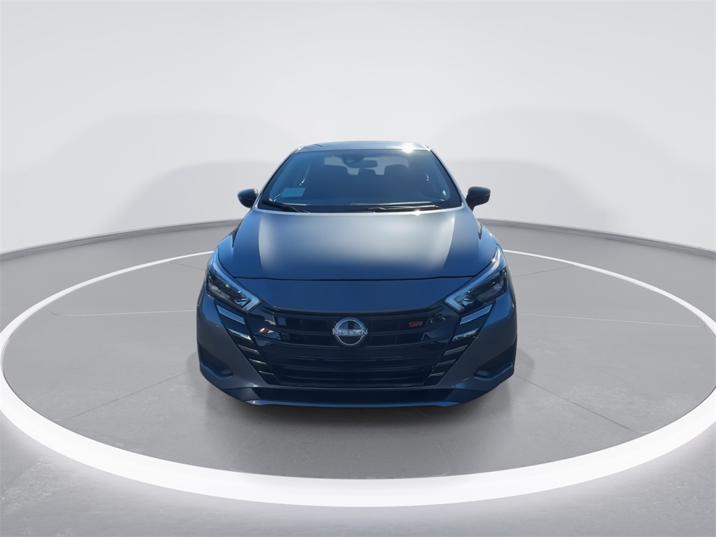 2025 Nissan Versa 1.6 SR photo 3