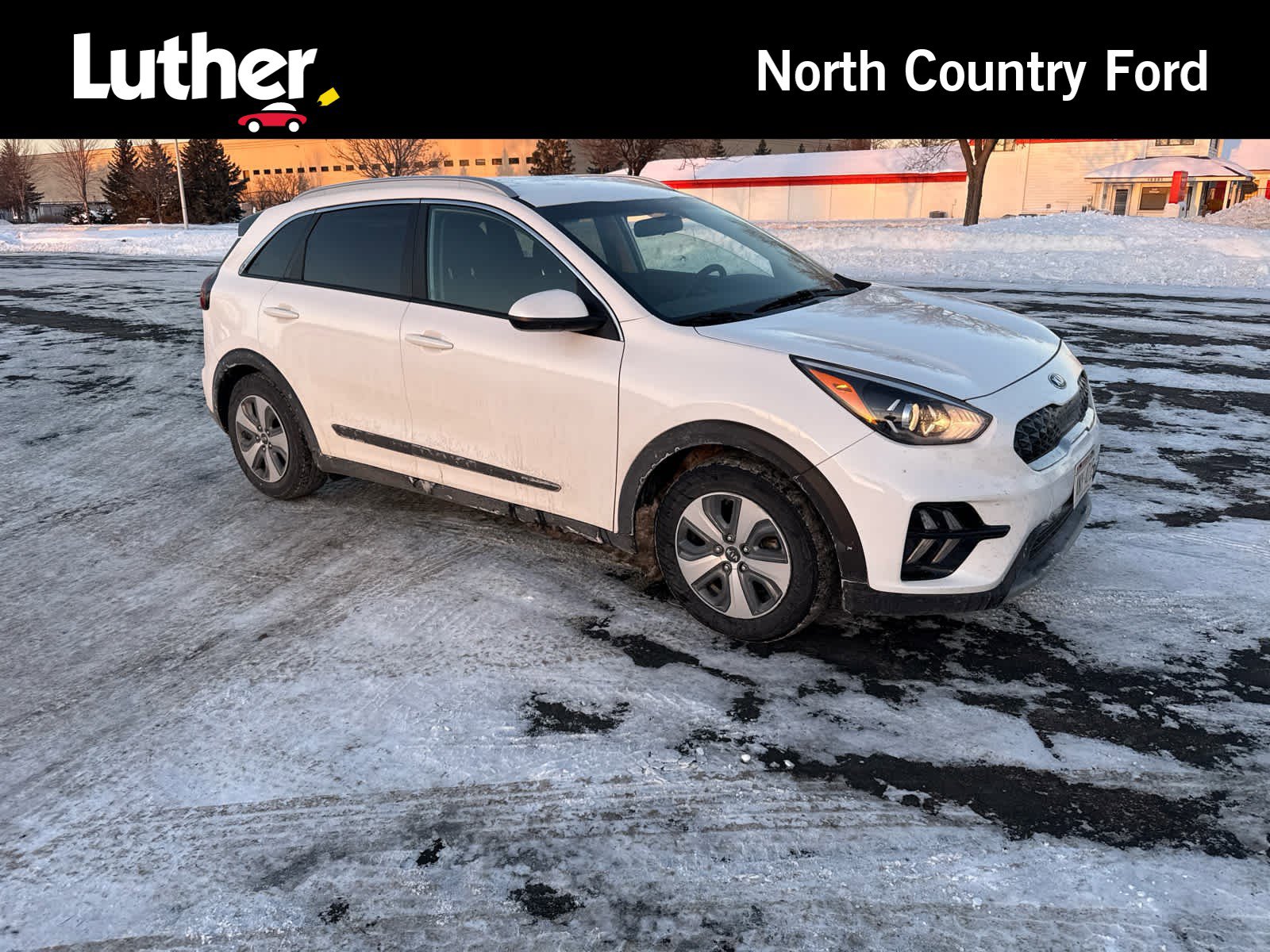 2021 Kia Niro LX's photo