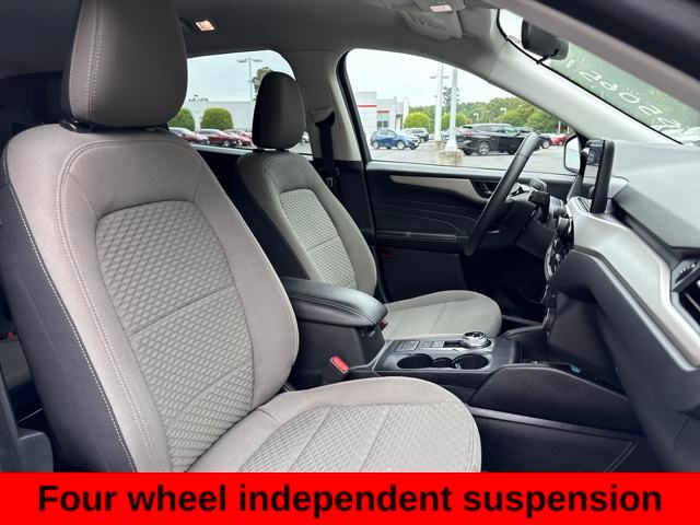 2022 Ford Escape SE photo 18