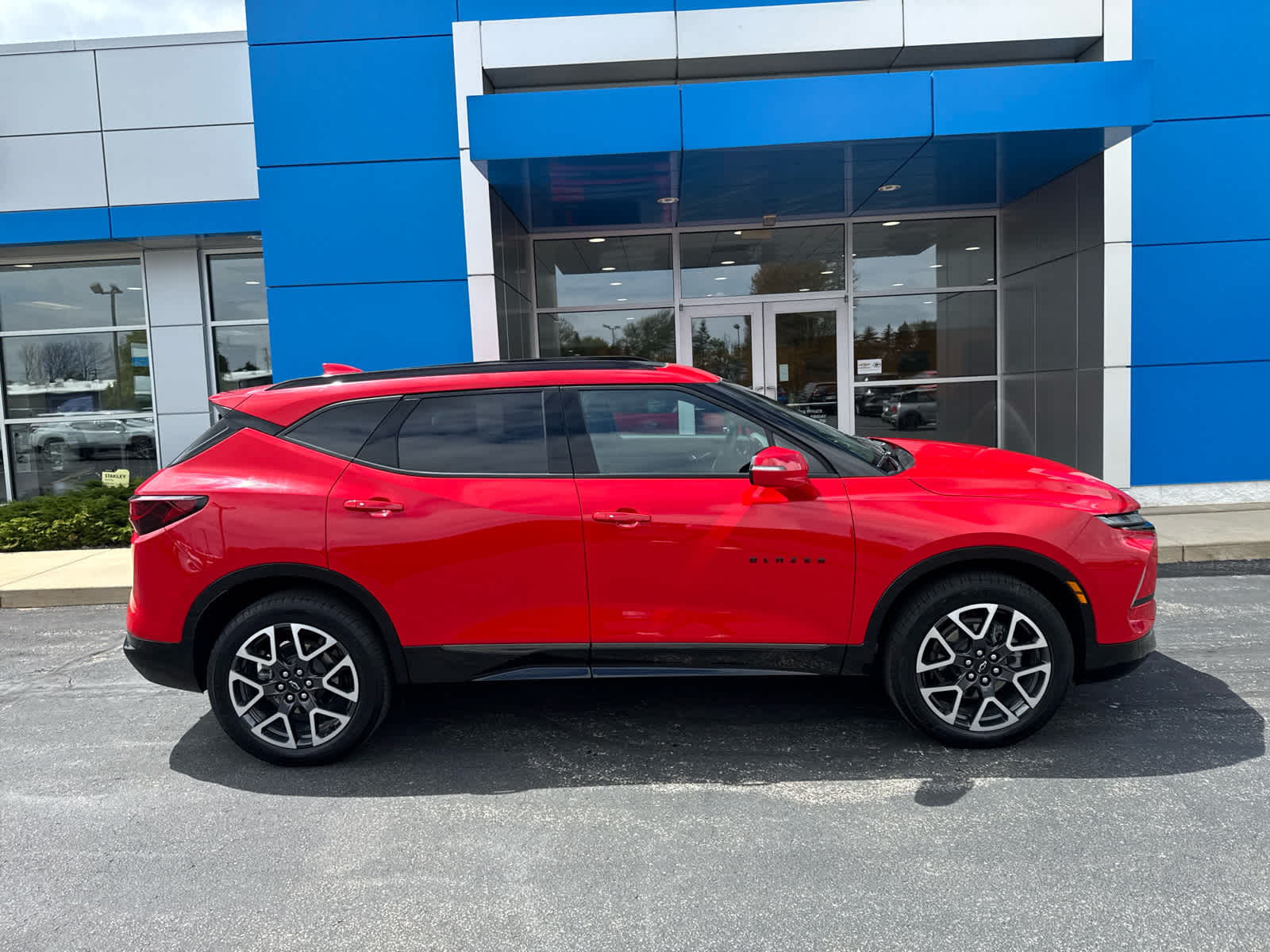 2024 Chevrolet Blazer RS photo 3
