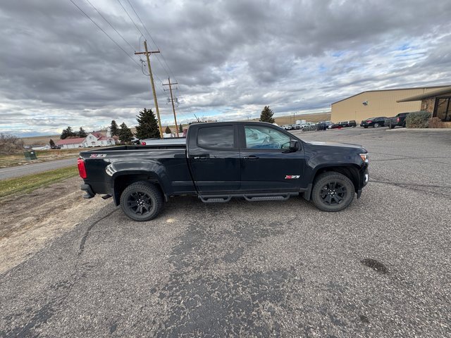 2017 Chevrolet Colorado Z71 photo 3