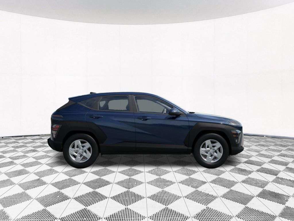 2026 Hyundai Kona SE photo 6