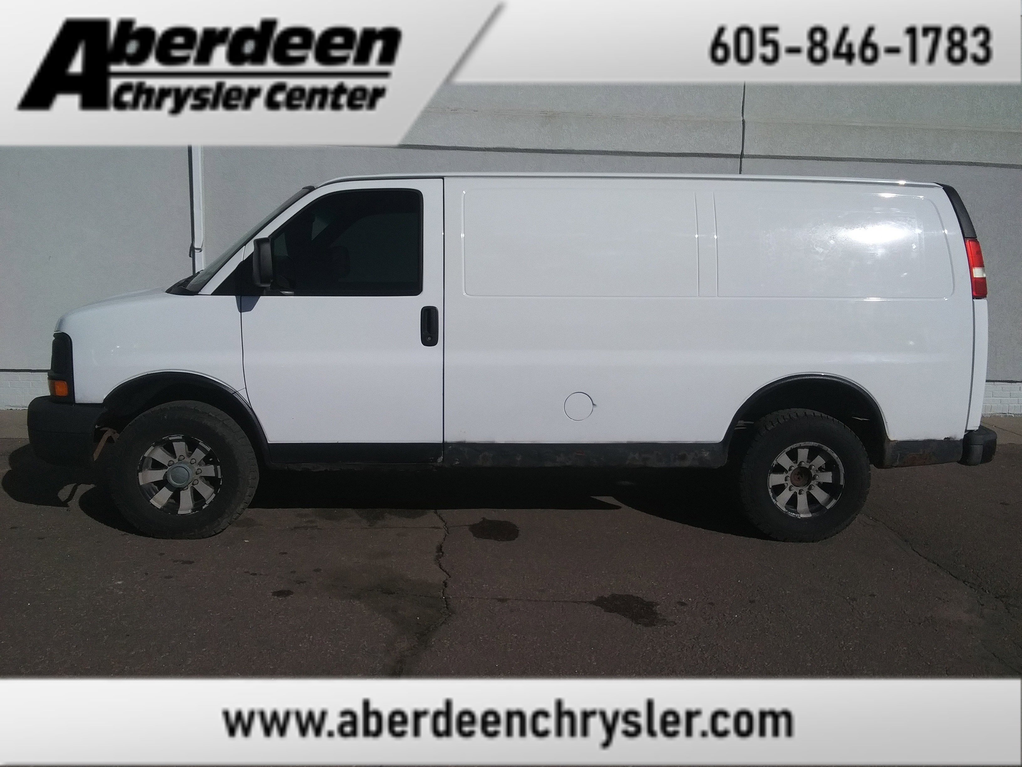 2009 Chevrolet Express Cargo Work Van