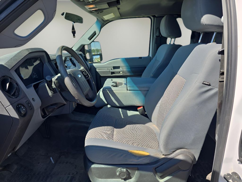 2015 Ford F-250 XL photo 8