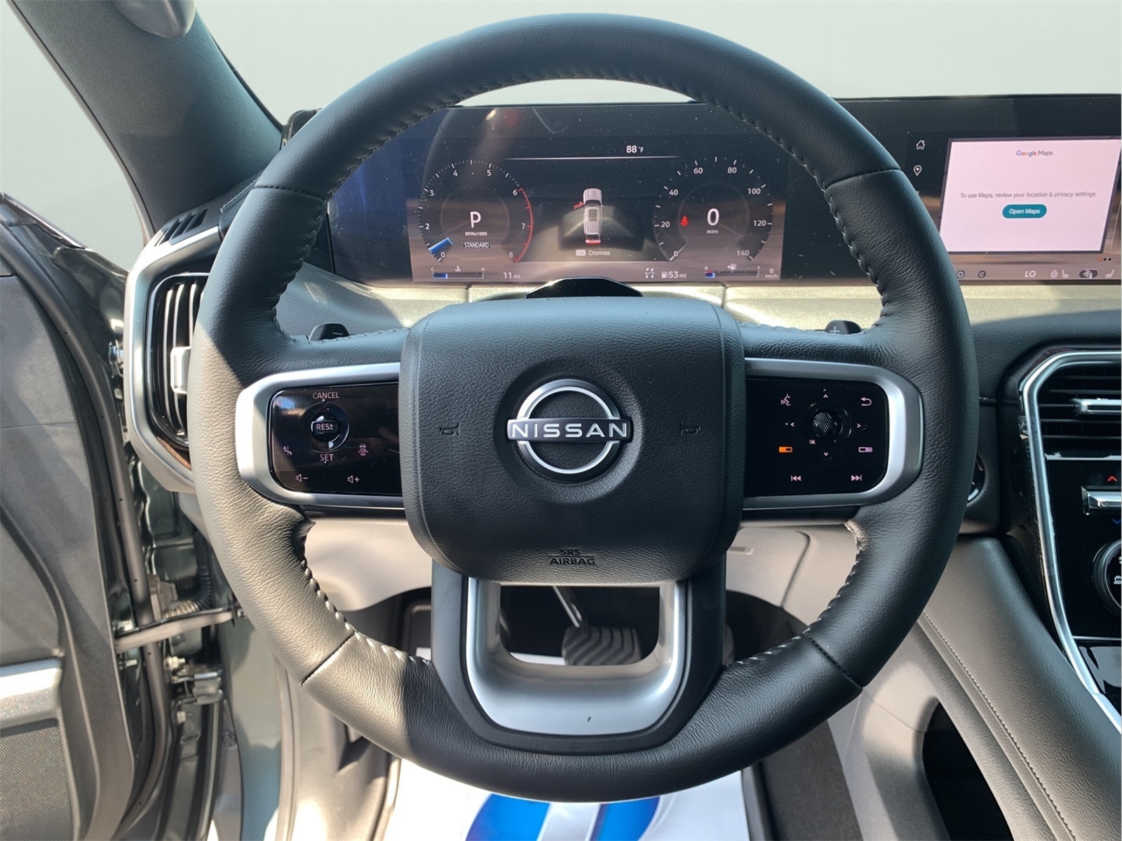 2025 Nissan Armada SL photo 11
