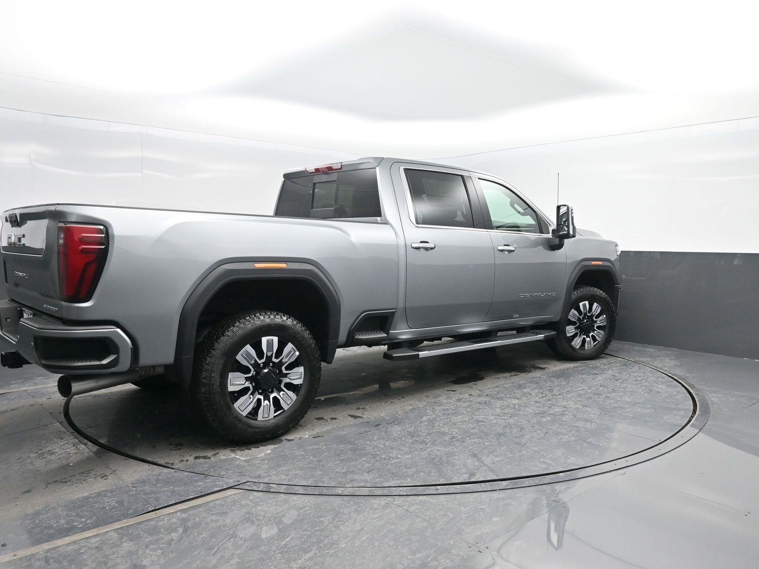2025 GMC Sierra 2500HD Denali's photo
