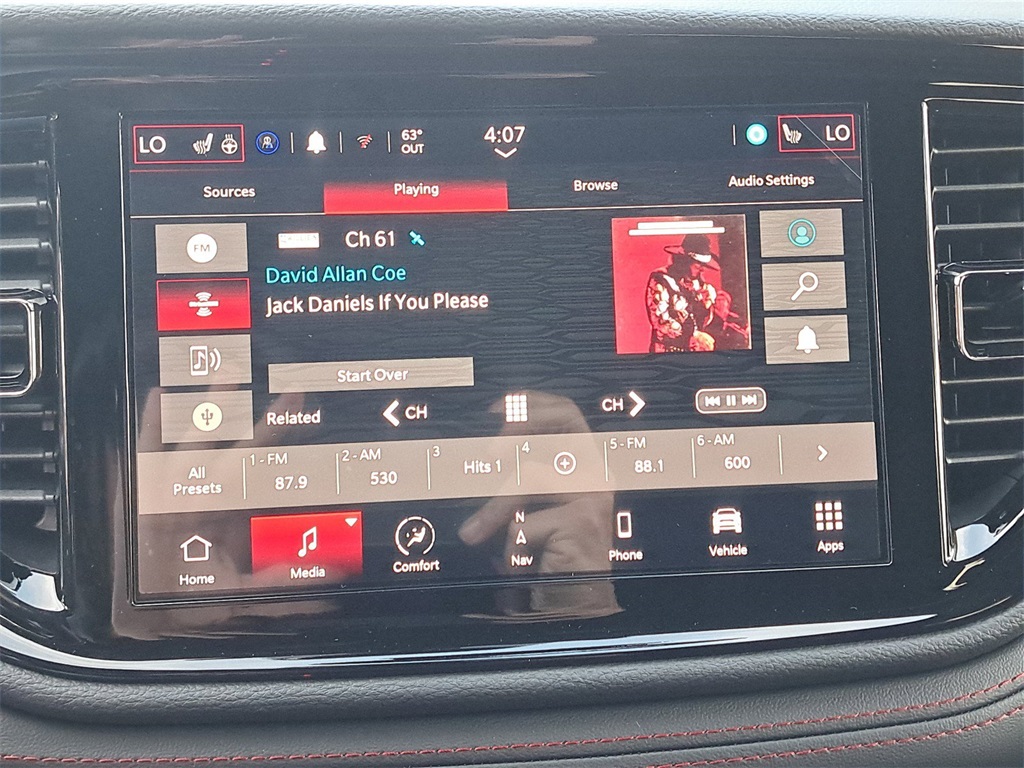 2025 Dodge Durango R/T photo 24