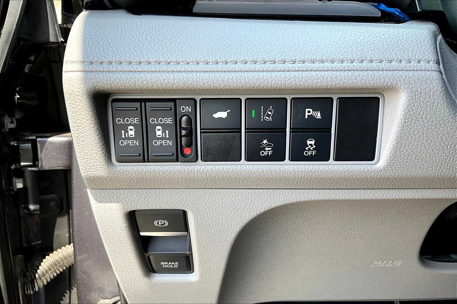 2020 Honda Odyssey Elite photo 31