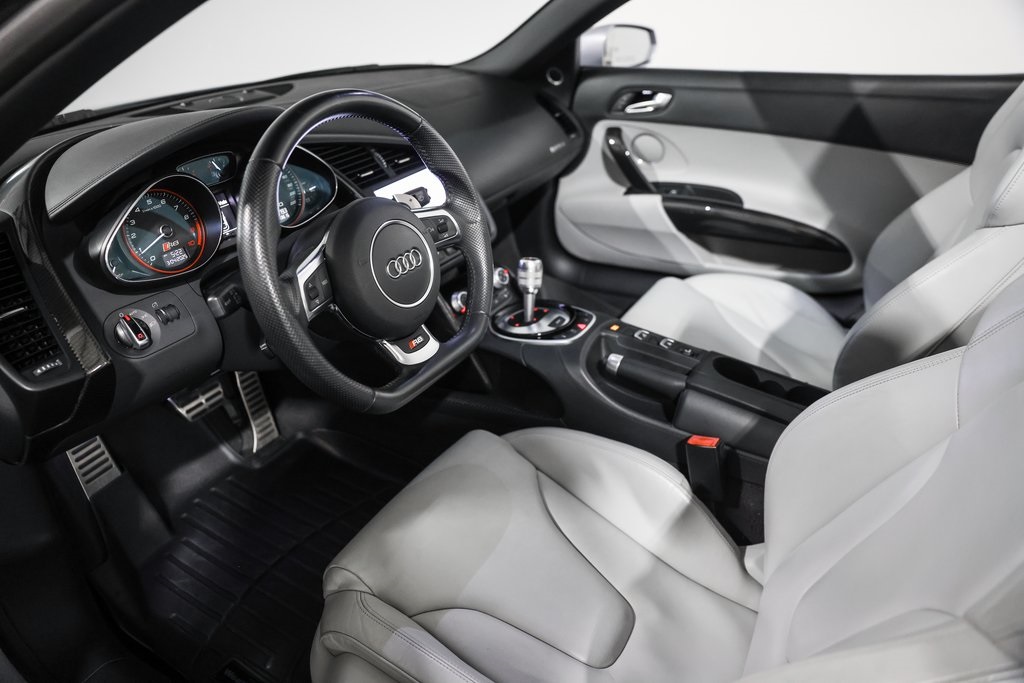 2014 Audi R8 5.2 photo 25