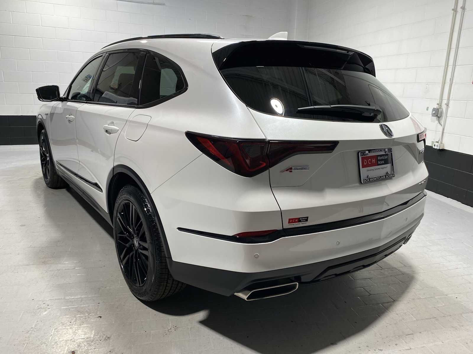 2025 Acura MDX SH-AWD A-Spec Advance photo 4