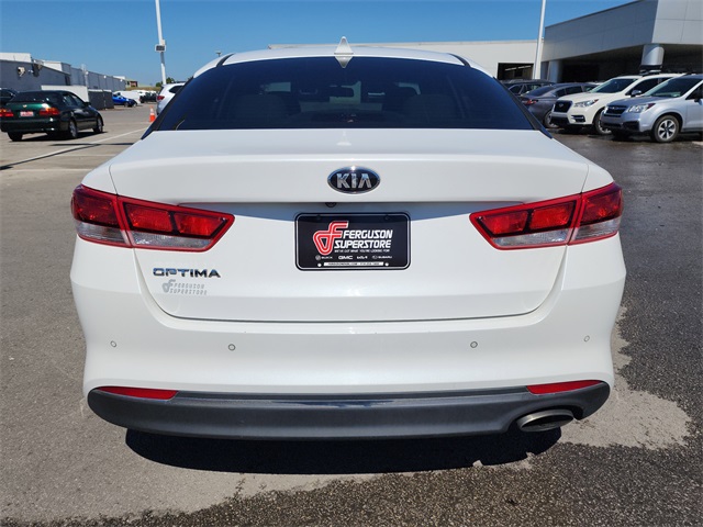 2018 Kia Optima LX photo 3