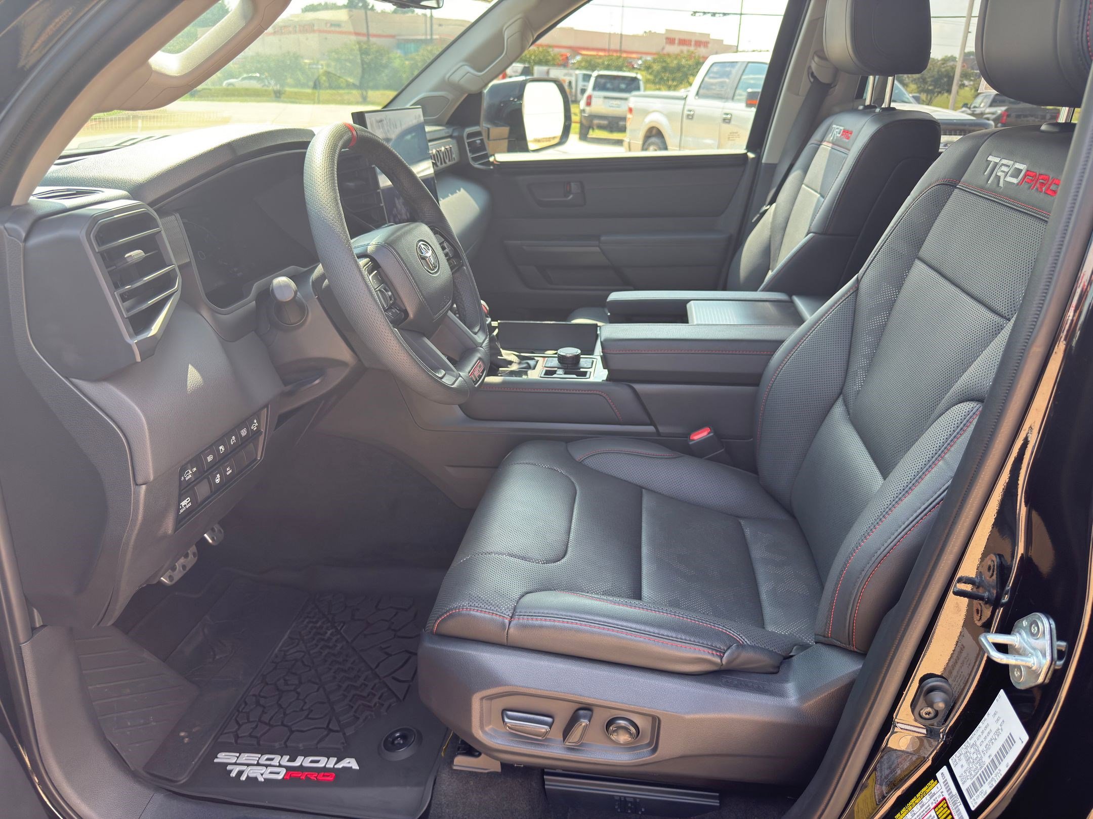 2023 Toyota Sequoia TRD Pro photo 4