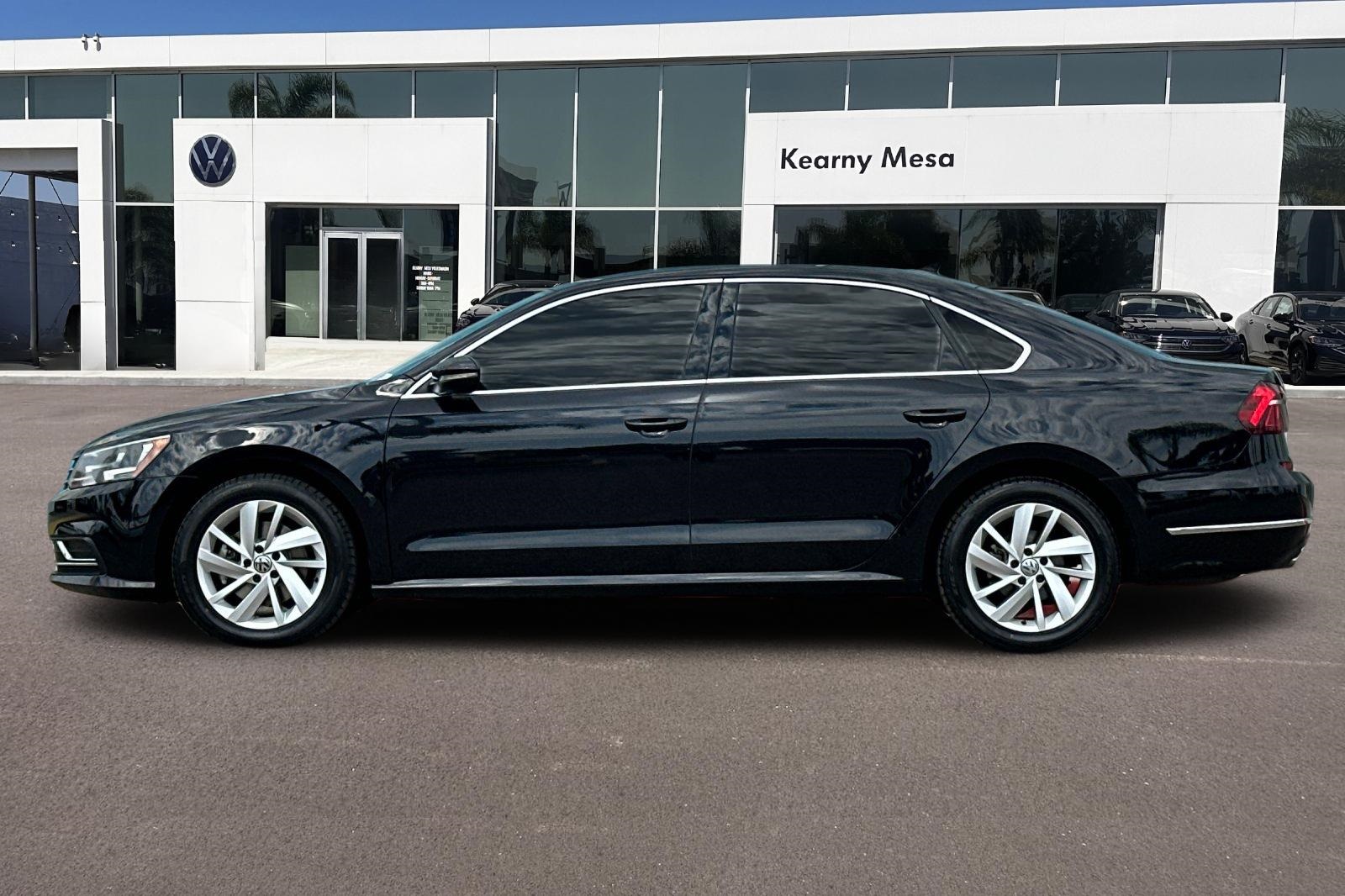 2018 Volkswagen Passat 2.0T SE photo 5