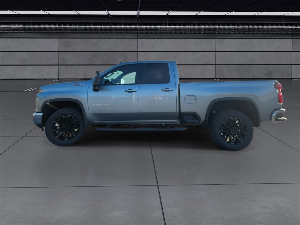 2026 Chevrolet Silverado 2500HD LT photo 4