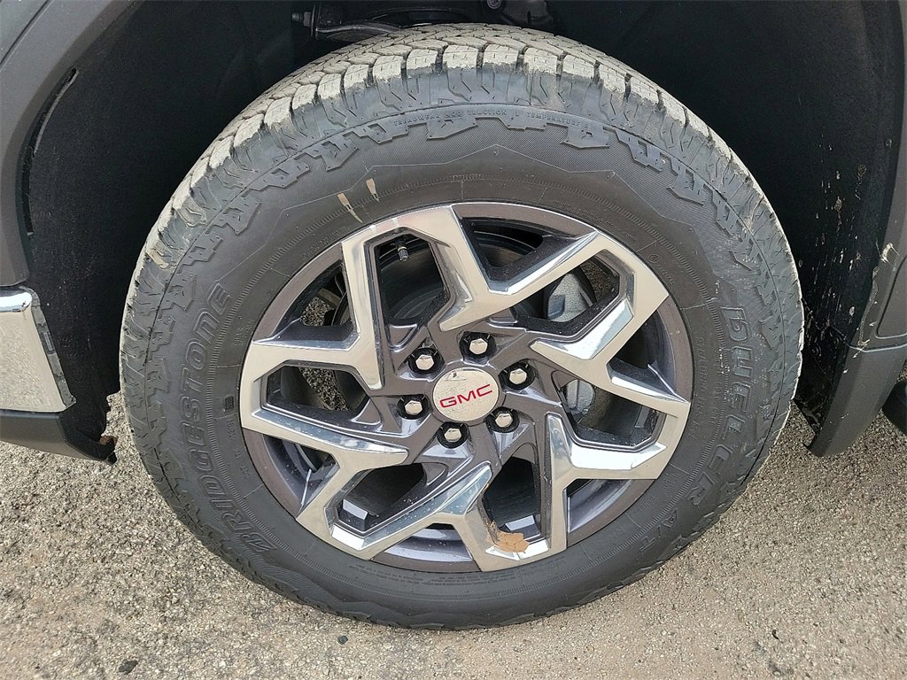 2026 Gmc Sierra 1500 SLT photo 9