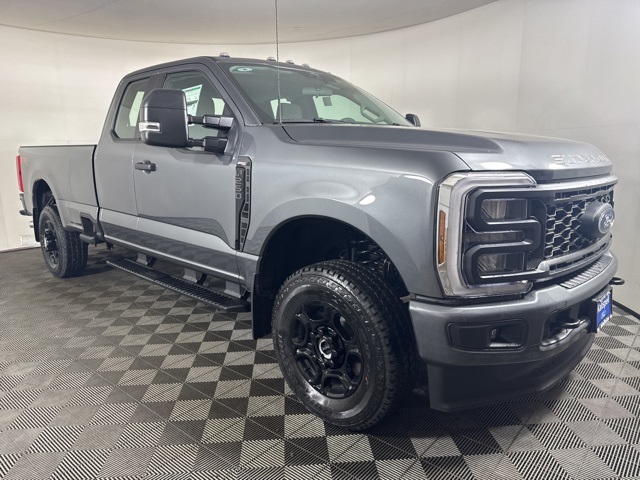 2026 Ford F-250 Super Duty XL's photo