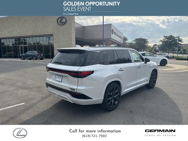 2025 Lexus TX 500h F SPORT Performance Premium photo 3