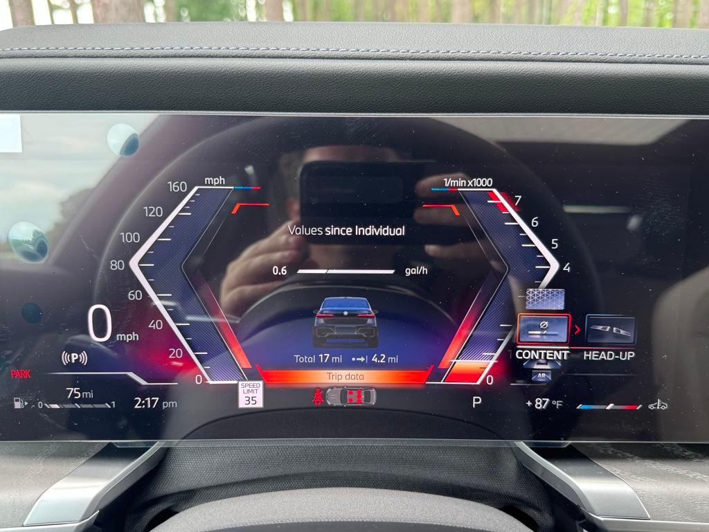 2025 Bmw 740i photo 23