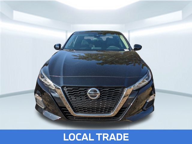 2021 Nissan Altima 2.5 SR photo 2