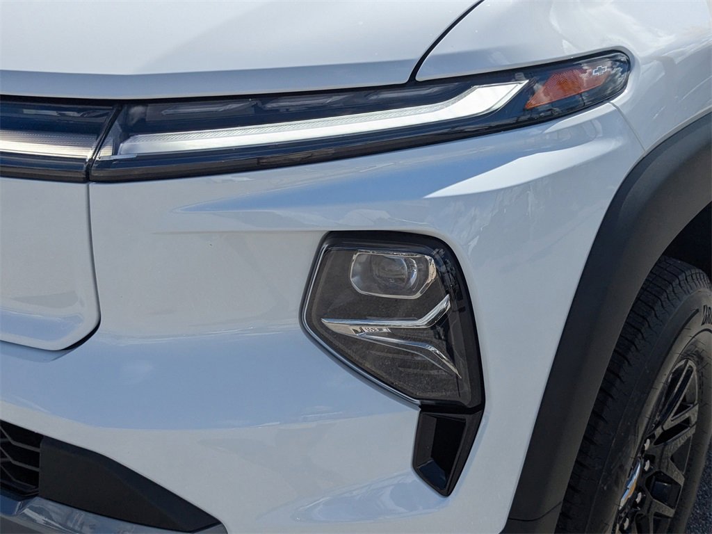 2026 Chevrolet Silverado EV photo 10