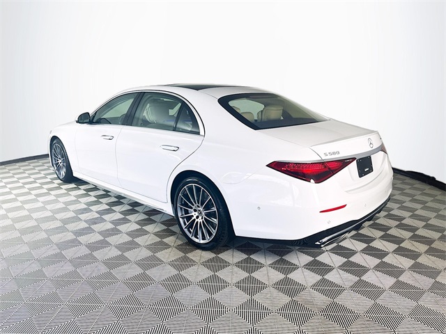 2026 Mercedes Benz S 580 4MATIC photo 4