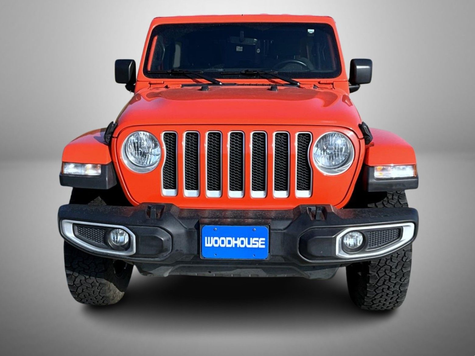 2019 Jeep Wrangler Unlimited Sahara photo 2