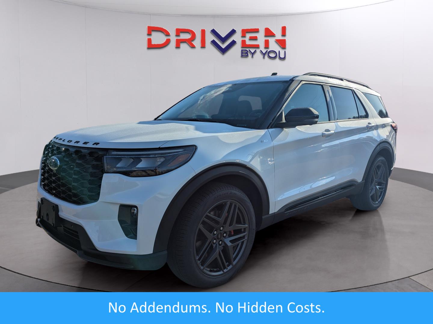 2026 Ford Explorer ST-LINE's photo