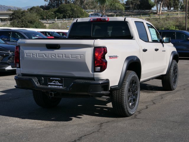 2026 Chevrolet Colorado Trail Boss photo 2